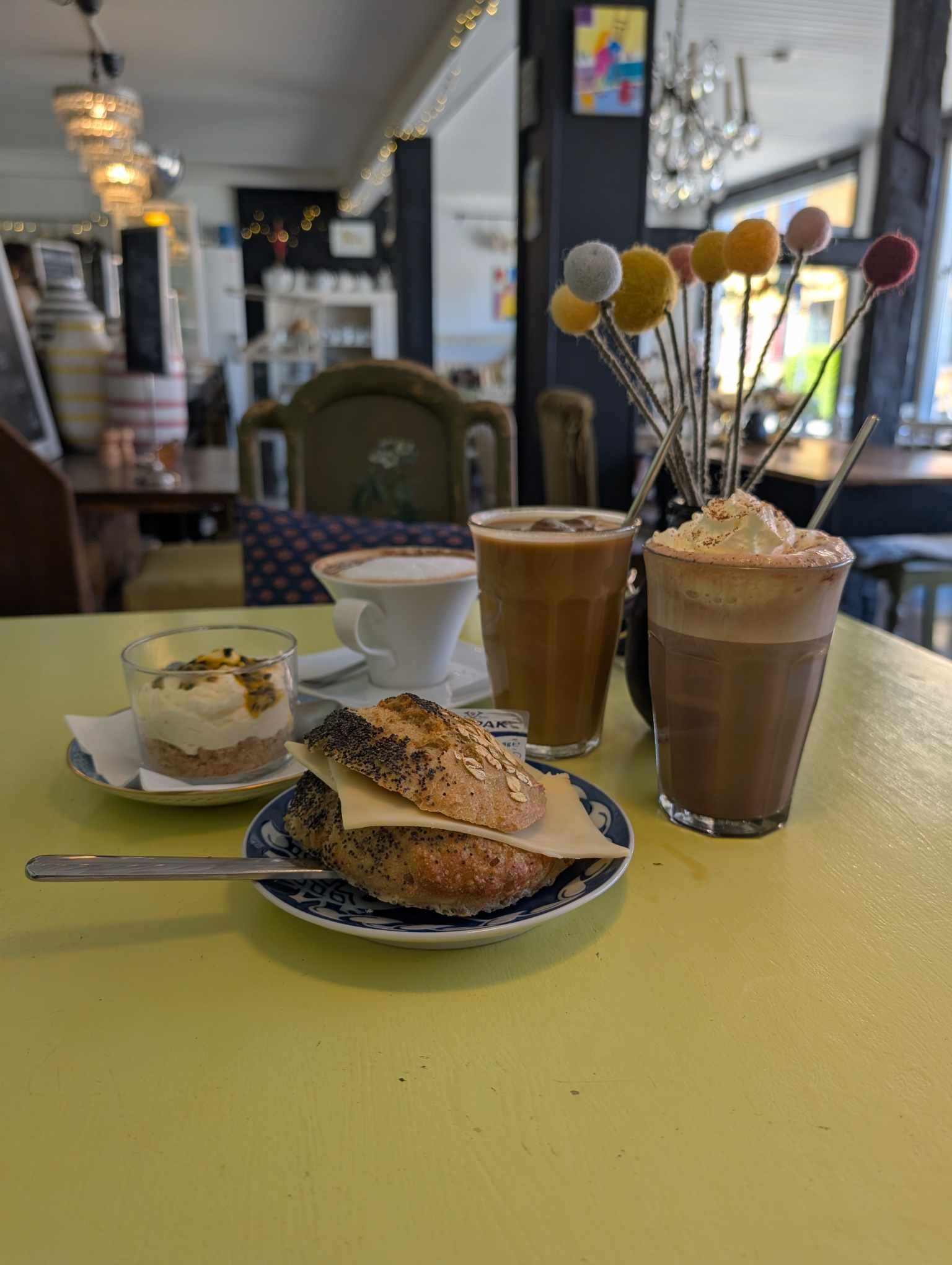 Cafe T